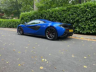 Used 2019 Mclaren 570s Vega Blue - Interior and Exterior details 5
