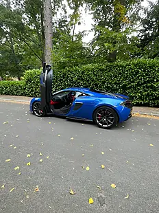 Used 2019 Mclaren 570s Vega Blue - Interior and Exterior details 6