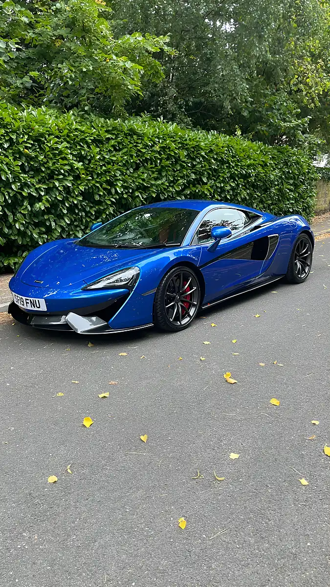 Used 2019 Mclaren 570s Vega Blue - Interior and Exterior details 9