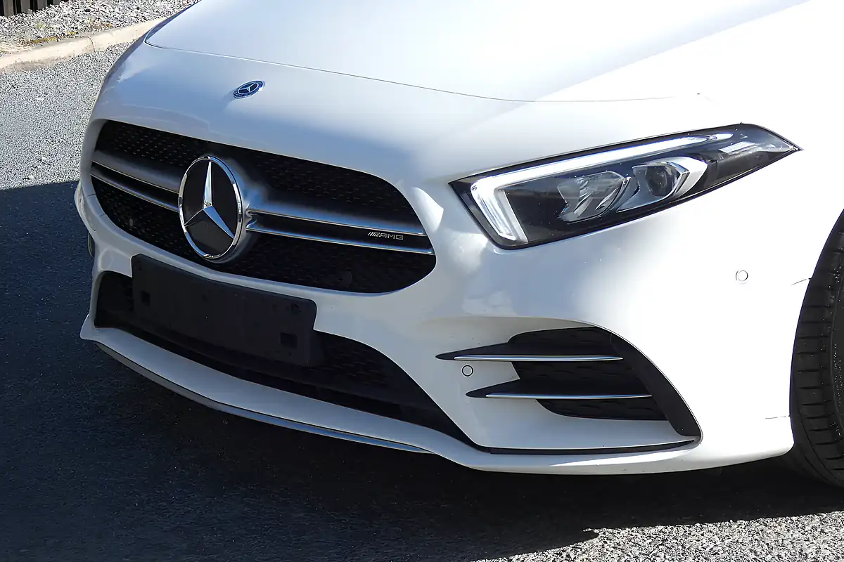Used 2019 Mercedes-Benz a Class A35 AMG (premium) White - Interior and Exterior details 5