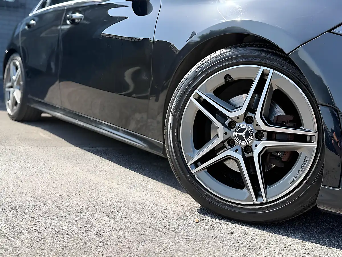 Used 2019 Mercedes-Benz a Class AMG Line Black - Interior and Exterior details 5