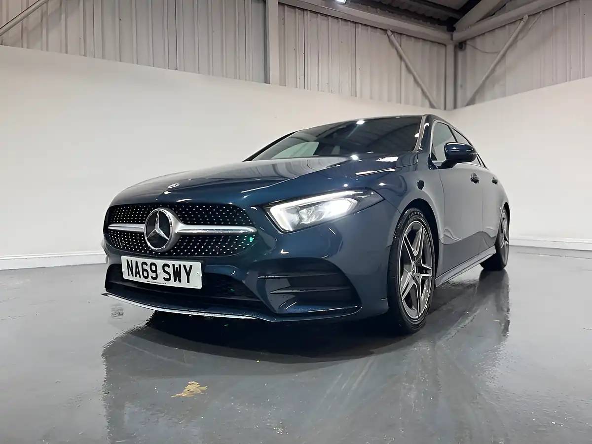 Used 2019 Mercedes-Benz a Class AMG Line Blue - Interior and Exterior details 4