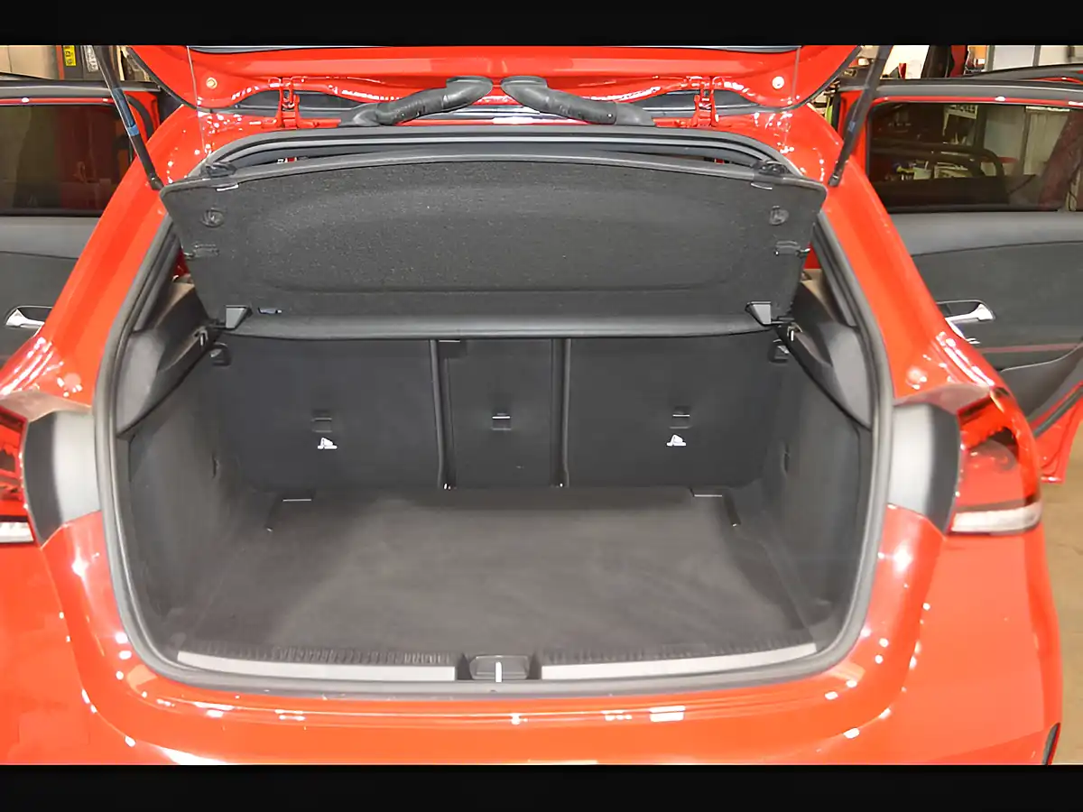 Used 2019 Mercedes-Benz a Class AMG Line (executive) Red - Interior and Exterior details 14