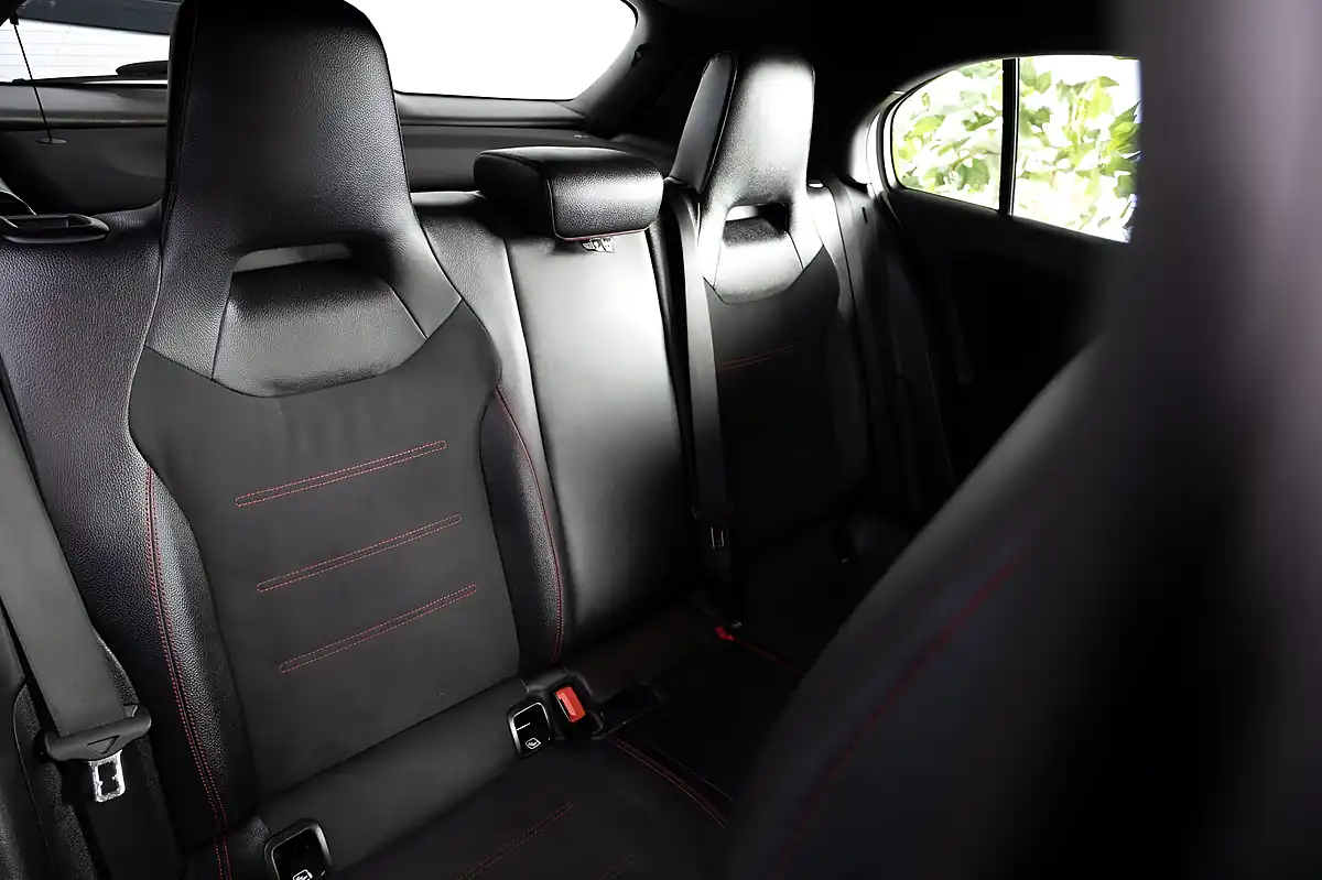 Used 2019 Mercedes-Benz a Class AMG Line (executive) White - Interior and Exterior details 13