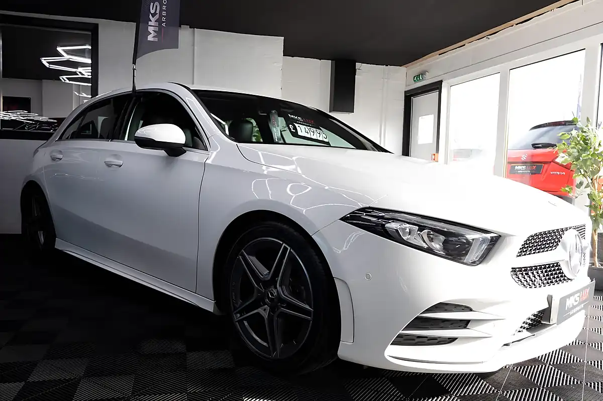 Used 2019 Mercedes-Benz a Class AMG Line (executive) White - Interior and Exterior details 4