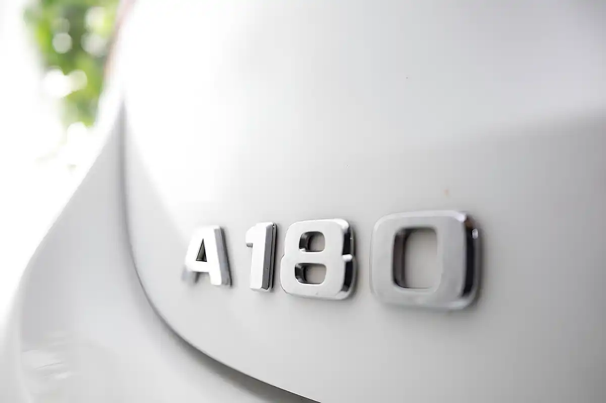 Used 2019 Mercedes-Benz a Class AMG Line (executive) White - Interior and Exterior details 6
