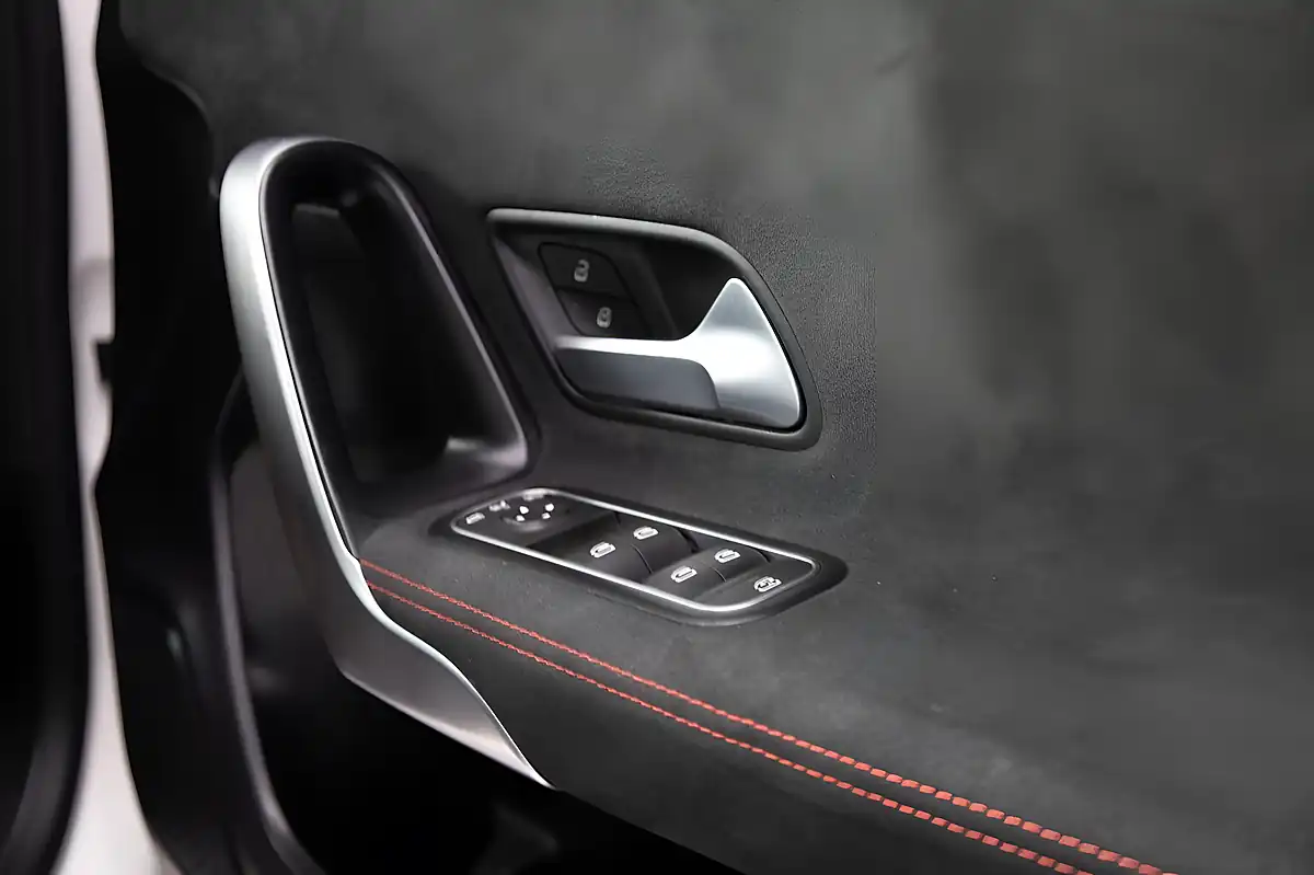 Used 2019 Mercedes-Benz a Class AMG Line (executive) White - Interior and Exterior details 9