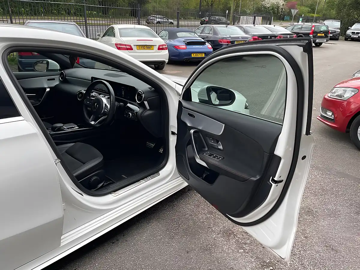 Used 2019 Mercedes-Benz a Class AMG Line (executive) White - Interior and Exterior details 9