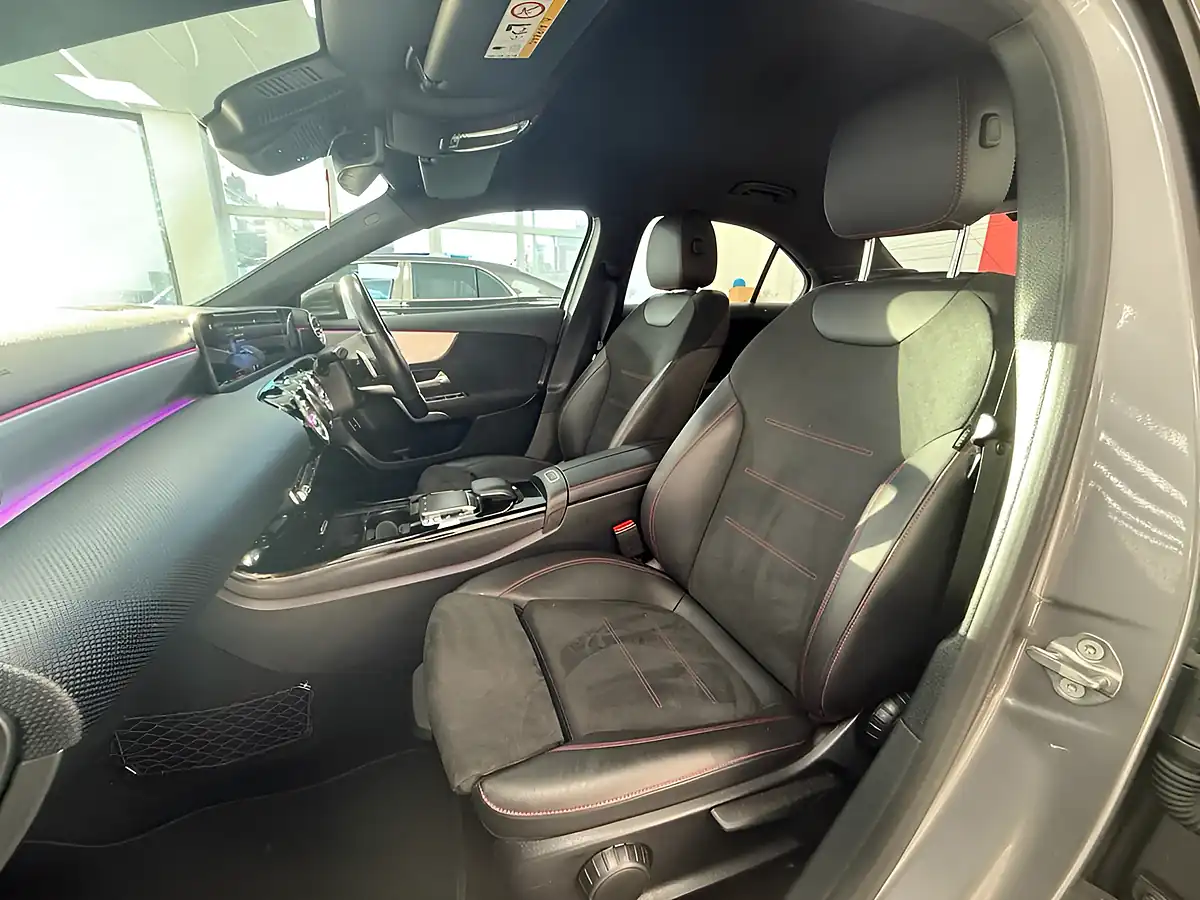 Used 2019 Mercedes-Benz a-Class AMG Line (premium) Grey - Interior and Exterior details 14
