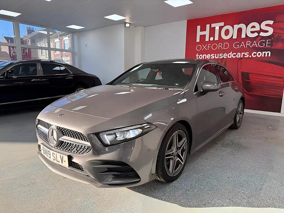 Used 2019 Mercedes-Benz a-Class AMG Line (premium) Grey - Interior and Exterior details 18