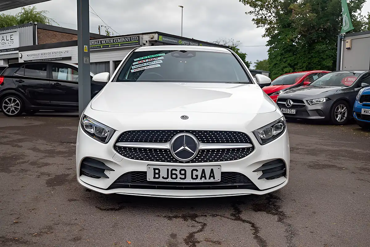 Used 2019 Mercedes-Benz a Class AMG Line (premium) Polar White - Interior and Exterior details 4