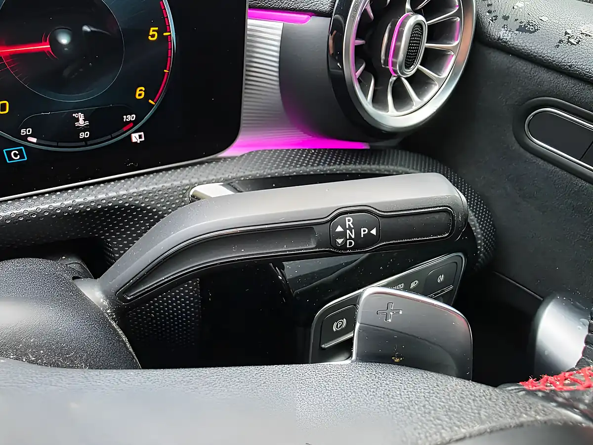 Used 2019 Mercedes-Benz a Class AMG Line (premium) Polar White - Interior and Exterior details 16