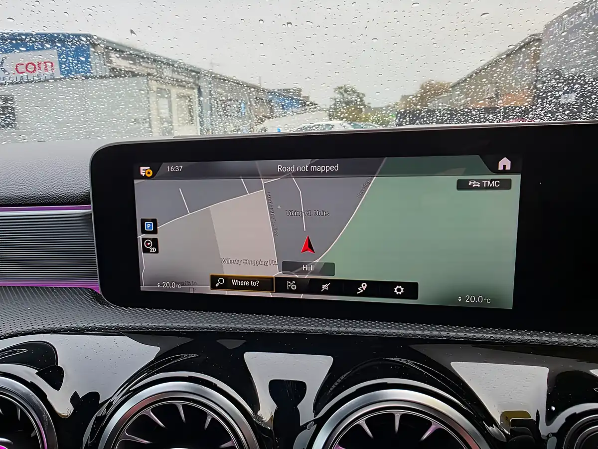Used 2019 Mercedes-Benz a Class AMG Line (premium) Polar White - Interior and Exterior details 19