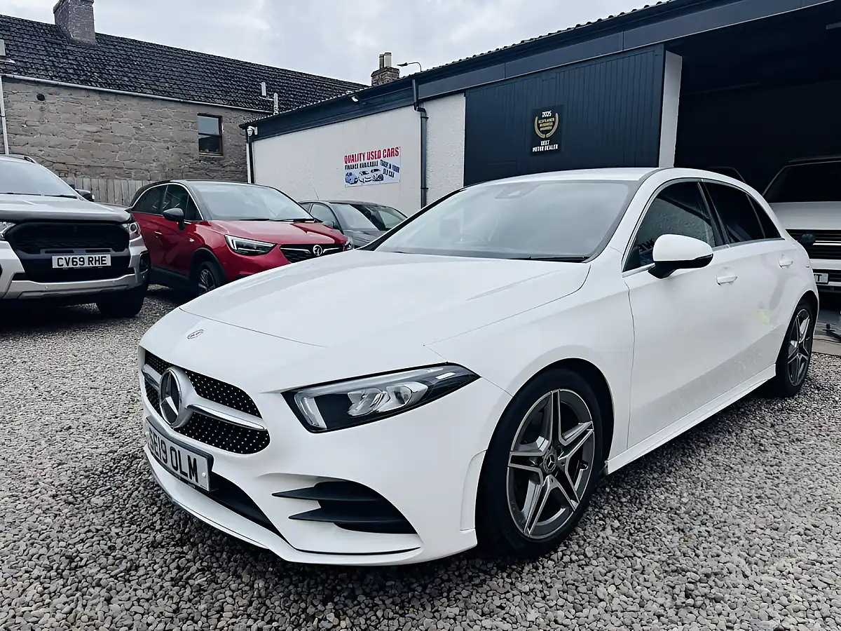 Used 2019 Mercedes-Benz a Class AMG Line White - Front View