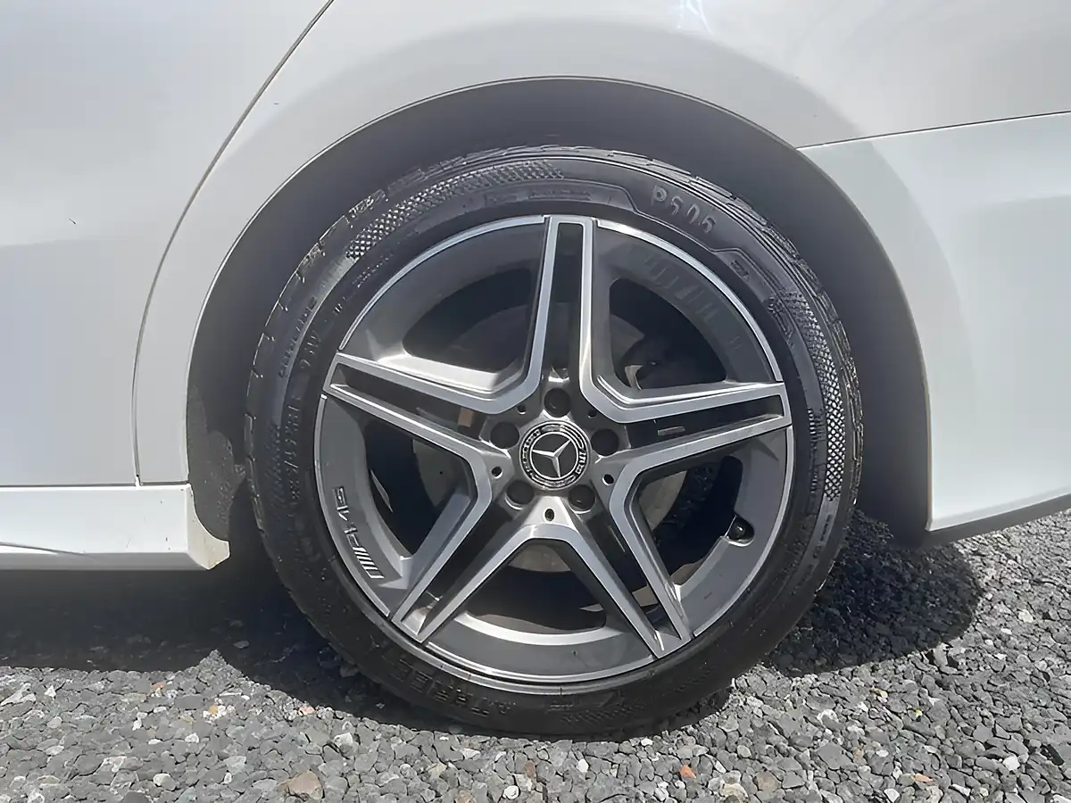 Used 2019 Mercedes-Benz a Class AMG Line White - Interior and Exterior details 10