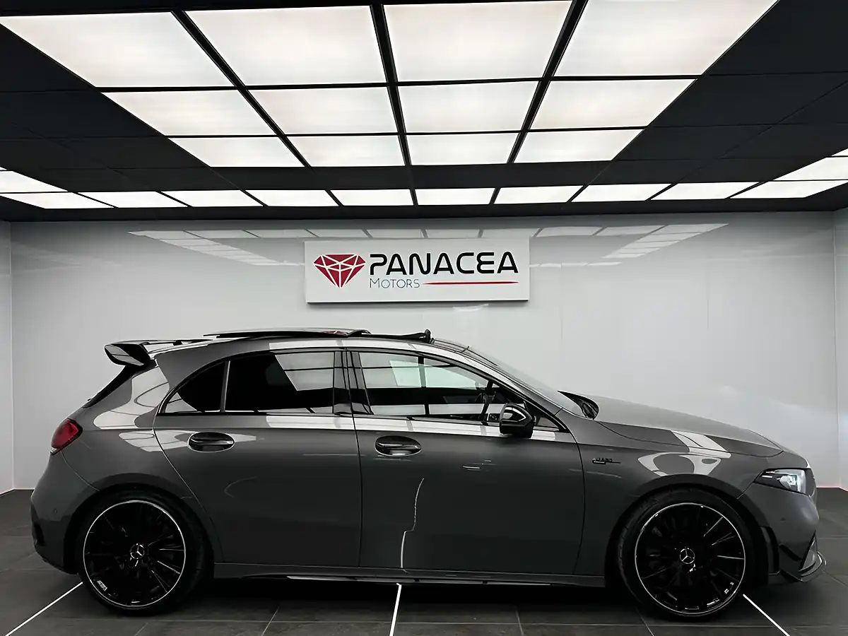 Used 2019 Mercedes-Benz a-Class Premium+ Grey - Interior and Exterior details 6