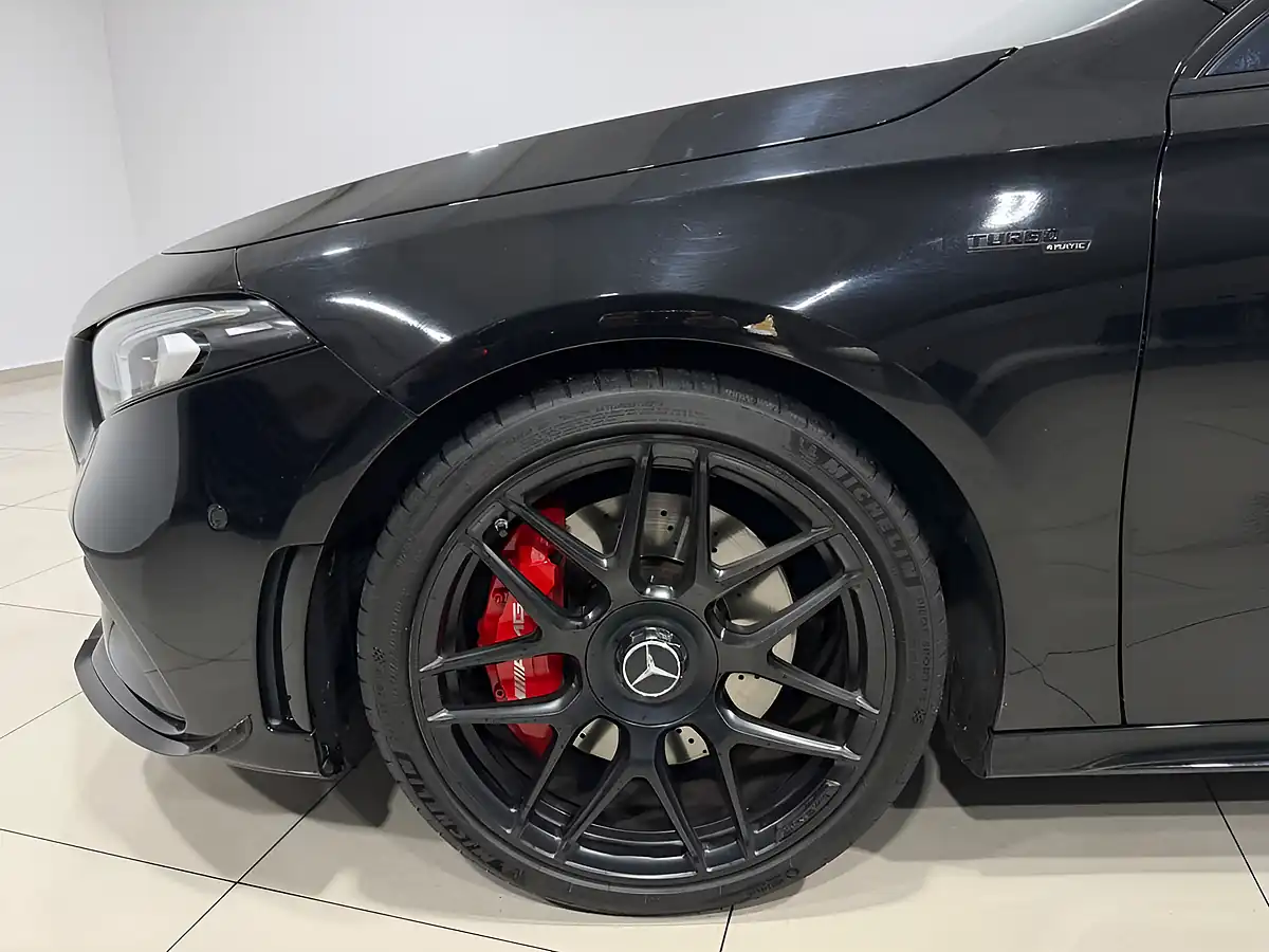 Used 2019 Mercedes-Benz a Class Premium Plus Black - Interior and Exterior details 6