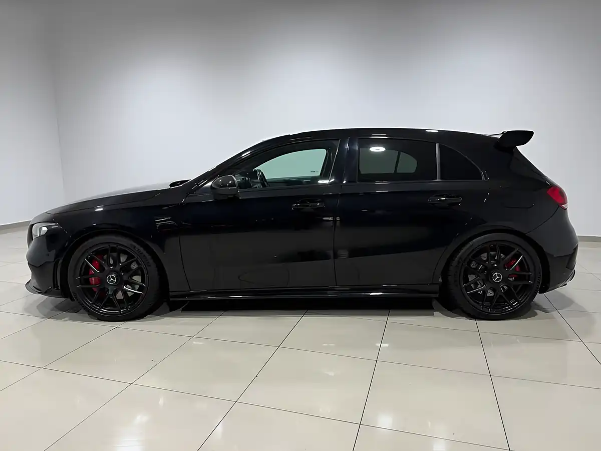 Used 2019 Mercedes-Benz a Class Premium Plus Black - Interior and Exterior details 7