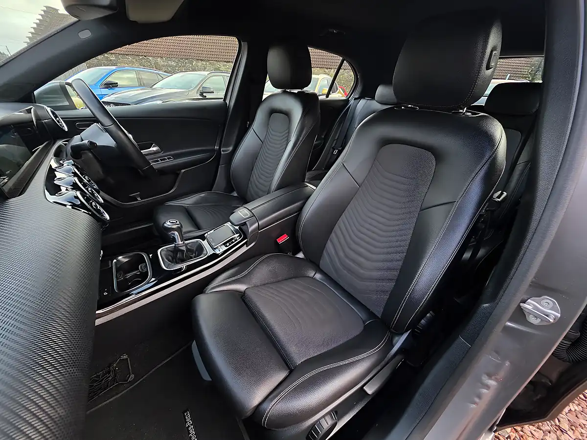 Used 2019 Mercedes-Benz a Class Se Executive Mountain Grey Metallic - Interior and Exterior details 10