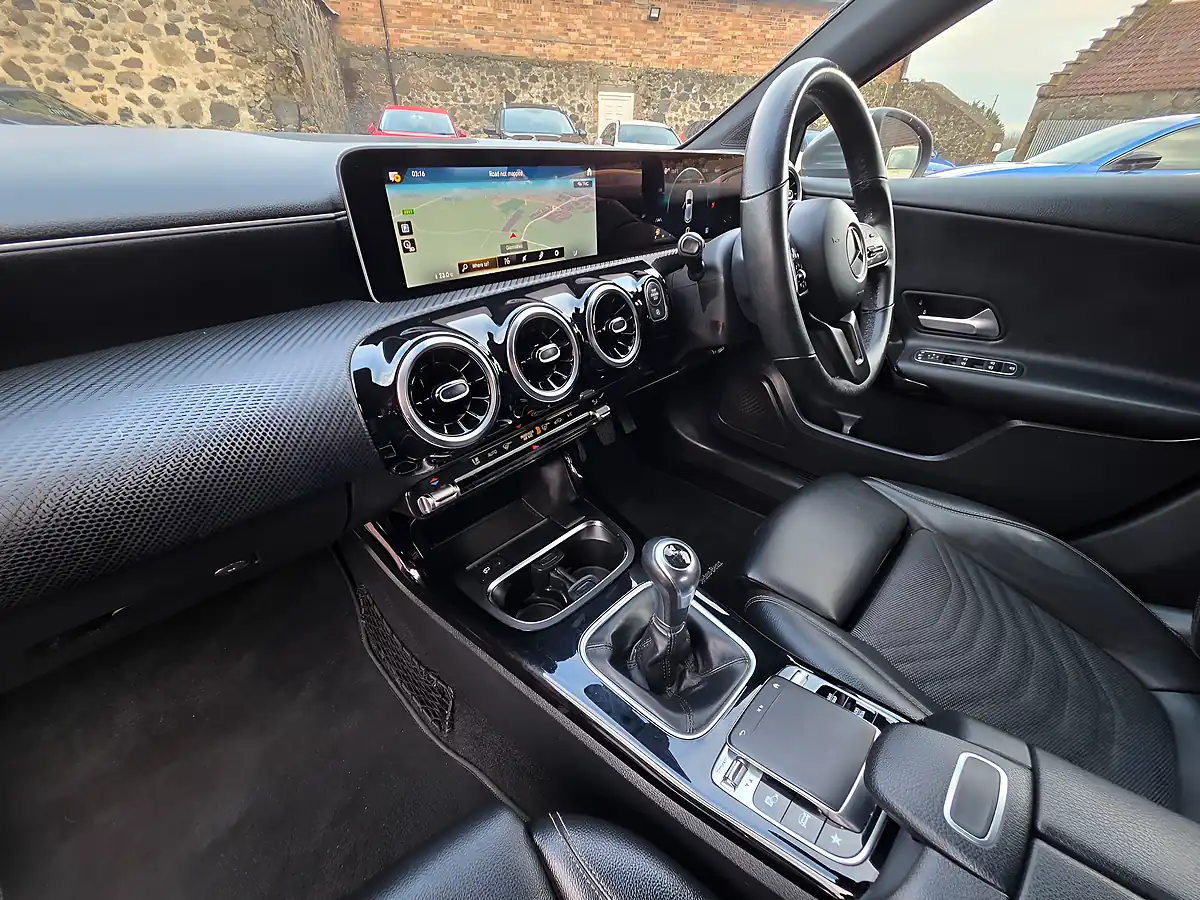 Used 2019 Mercedes-Benz a Class Se Executive Mountain Grey Metallic - Interior and Exterior details 11