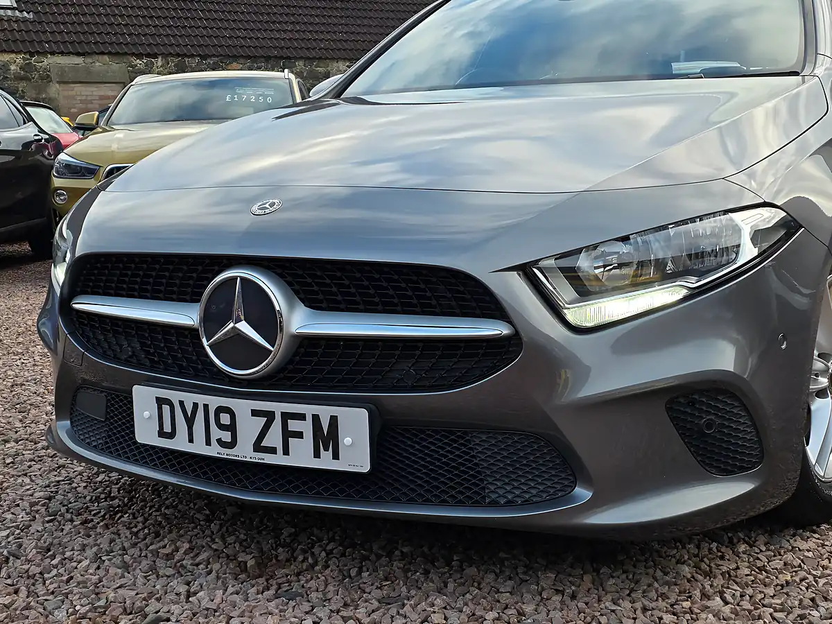 Used 2019 Mercedes-Benz a Class Se Executive Mountain Grey Metallic - Interior and Exterior details 6