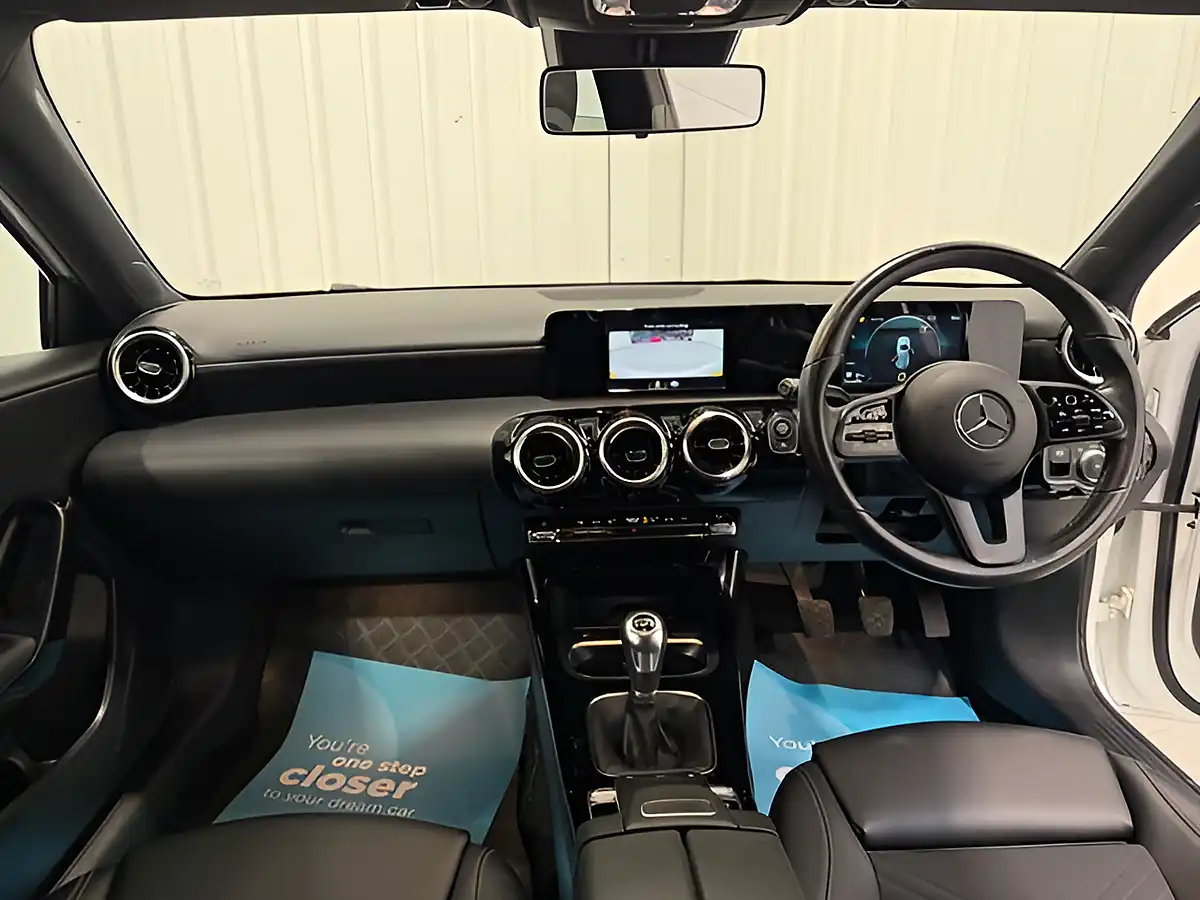 Used 2019 Mercedes-Benz a Class Se Polar White - Interior and Exterior details 13