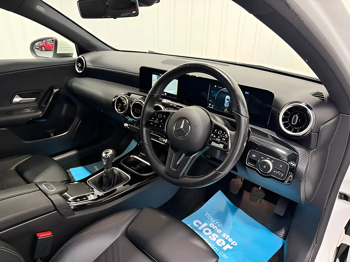Used 2019 Mercedes-Benz a Class Se Polar White - Interior and Exterior details 9