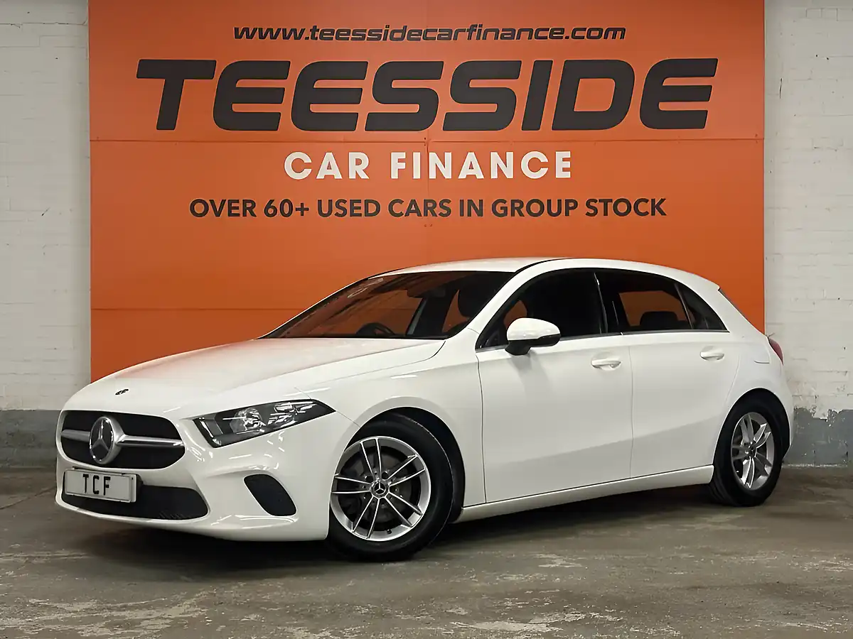 Used 2019 Mercedes-Benz a-Class Se White - Interior and Exterior details 11