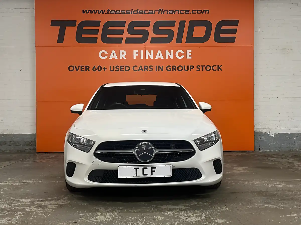 Used 2019 Mercedes-Benz a-Class Se White - Interior and Exterior details 12