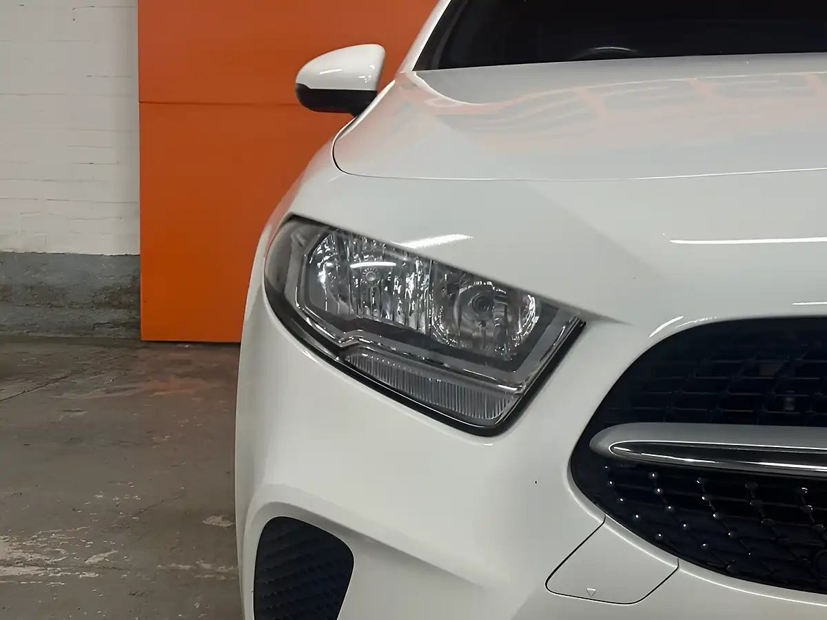 Used 2019 Mercedes-Benz a-Class Se White - Interior and Exterior details 14