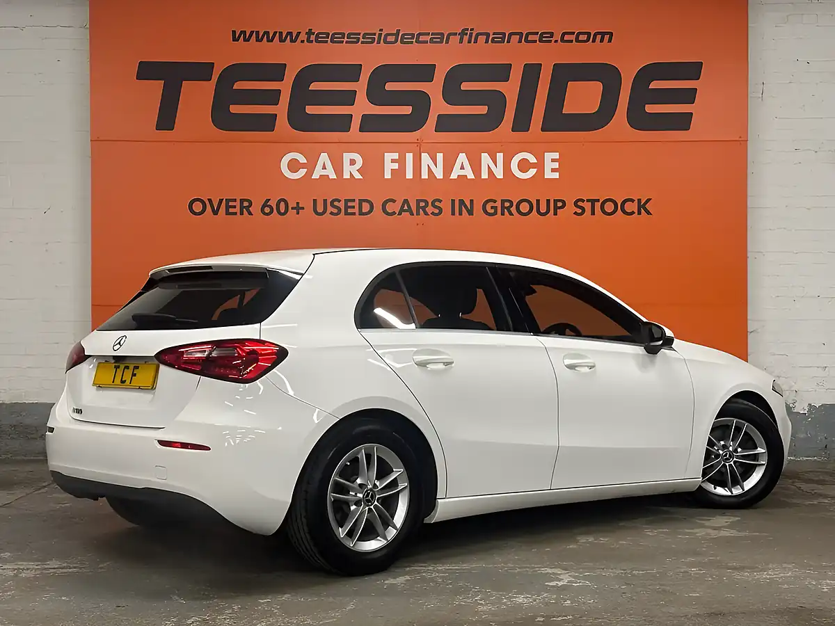 Used 2019 Mercedes-Benz a-Class Se White - Interior and Exterior details 4