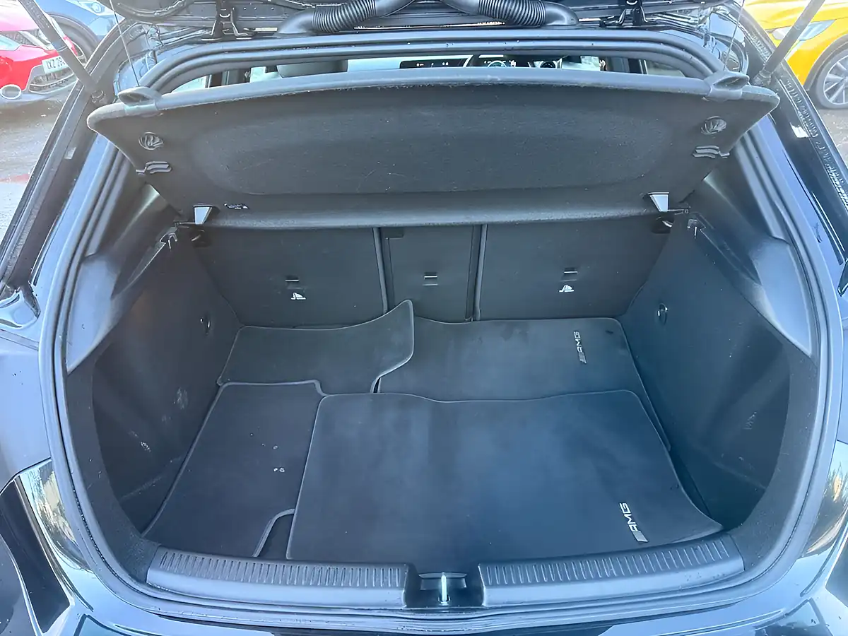 Used 2019 Mercedes-Benz a Class Sport Black - Interior and Exterior details 9