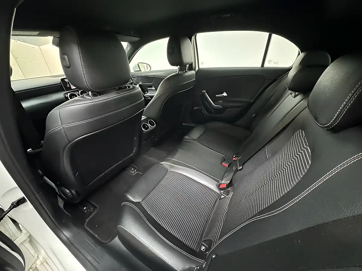 Used 2019 Mercedes-Benz a-Class Sport (executive) White - Interior and Exterior details 12