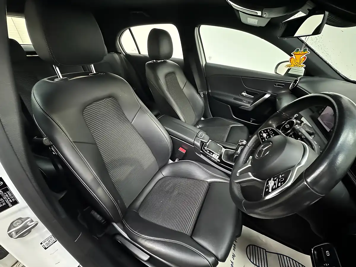 Used 2019 Mercedes-Benz a-Class Sport (executive) White - Interior and Exterior details 7