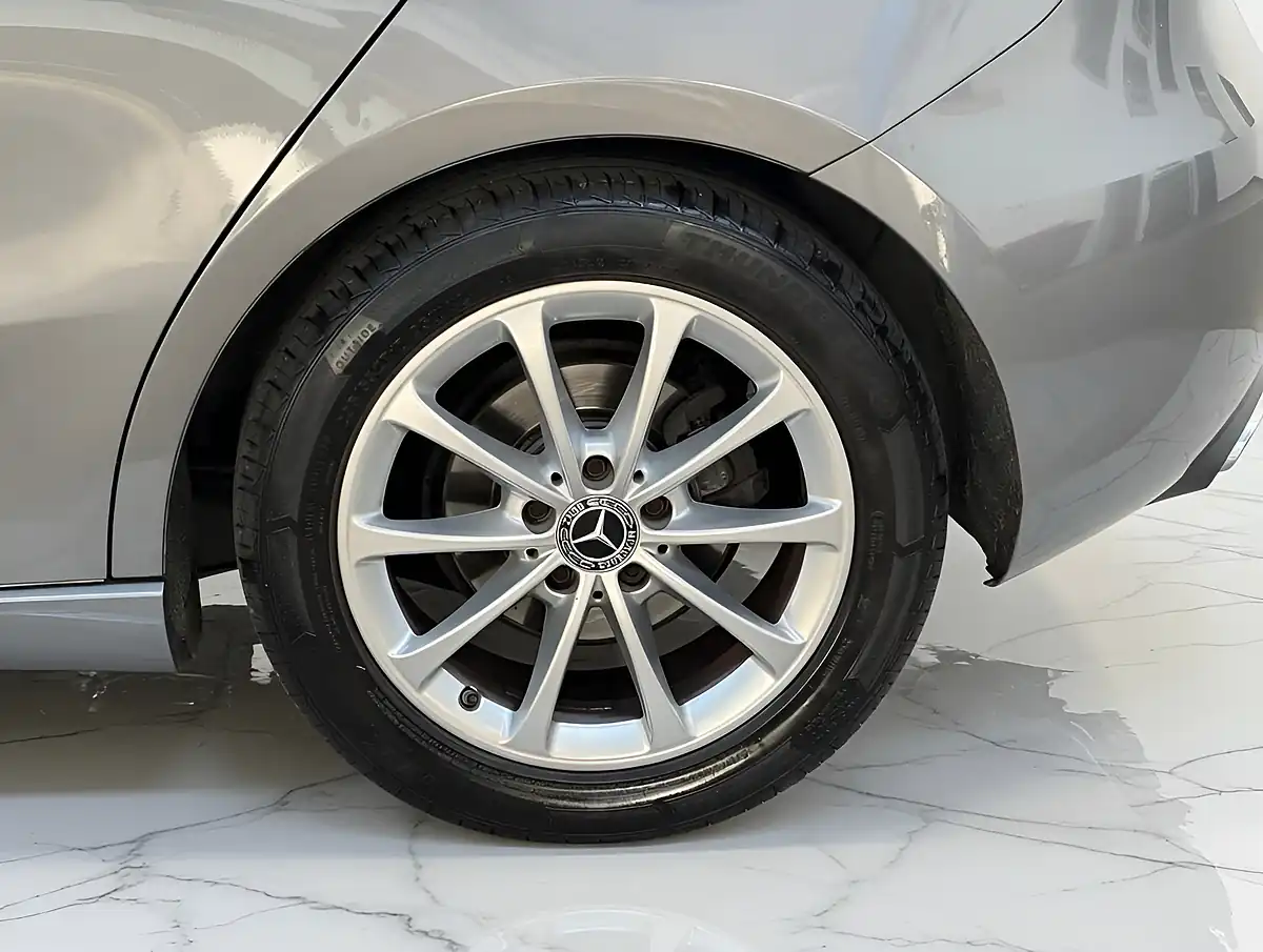 Used 2019 Mercedes-Benz a-Class Sport Grey - Interior and Exterior details 6