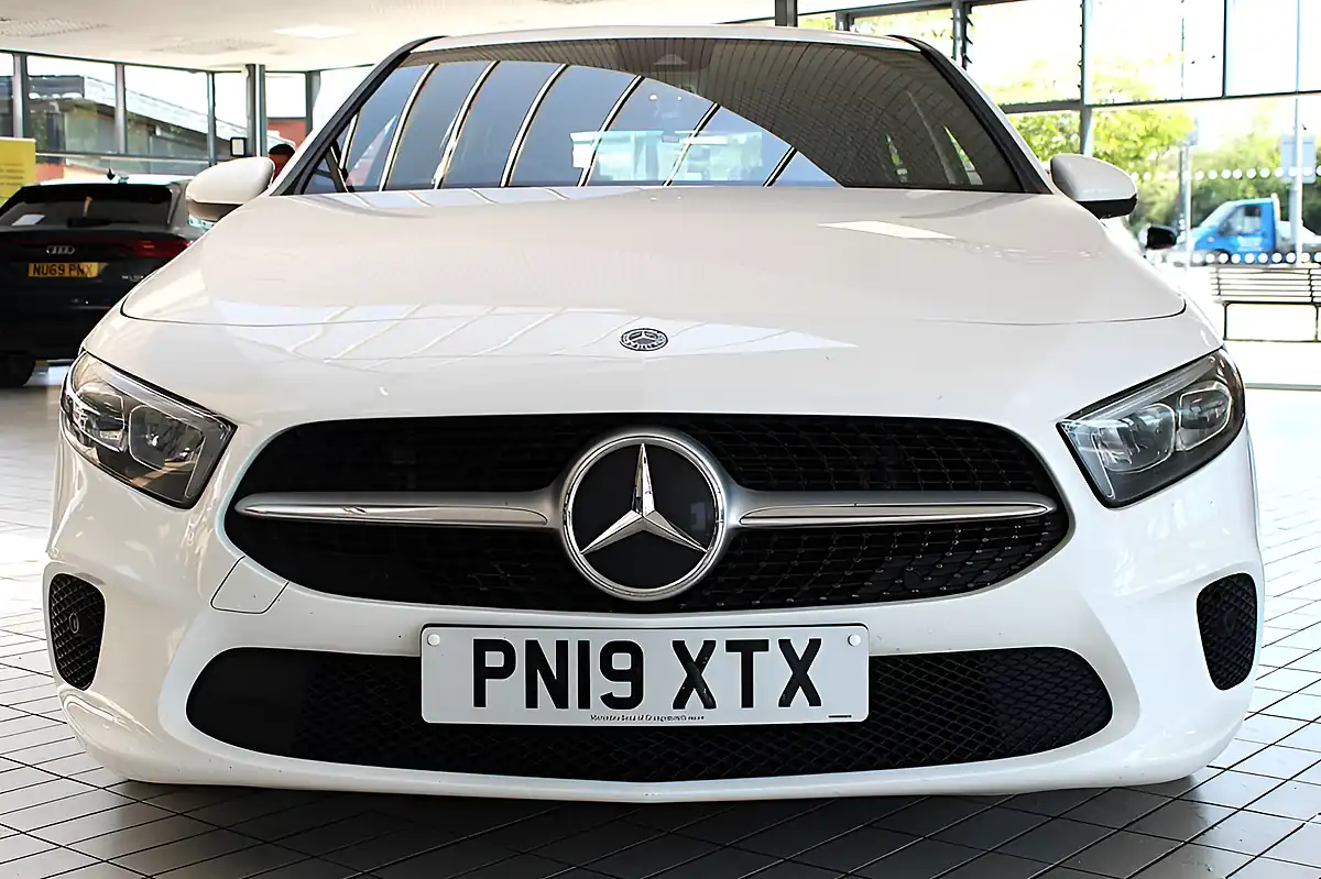 Used 2019 Mercedes-Benz a-Class Sport (premium) Polar White - Interior and Exterior details 6