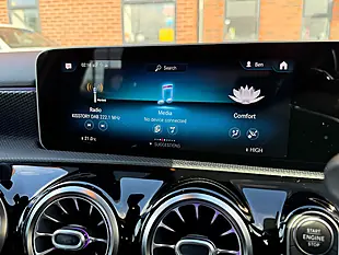 Used 2019 Mercedes-Benz A180 Sport Premium Plus White - Interior and Exterior details 17