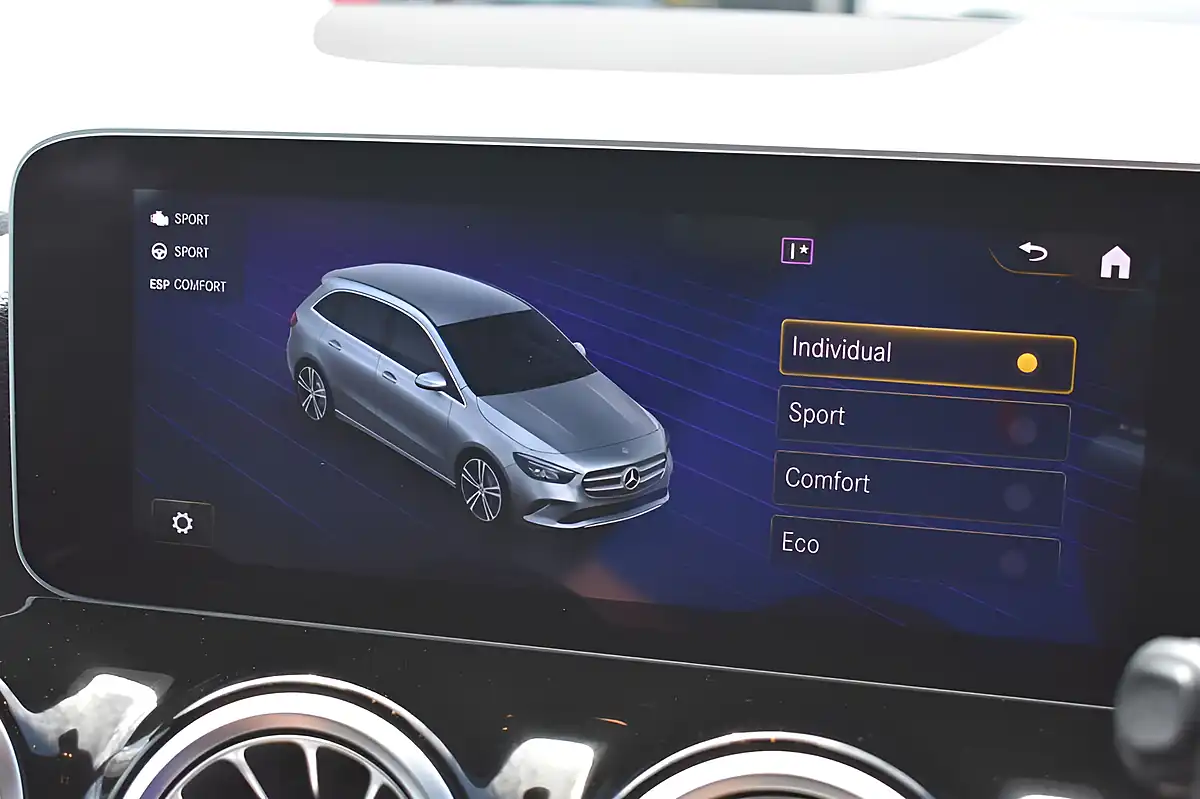 Used 2019 Mercedes-Benz B Class AMG Line (premium) Black - Interior and Exterior details 18