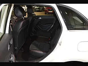 Used 2019 Mercedes-Benz B Class AMG Line (premium) Cirrus White - Interior and Exterior details 10