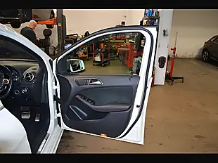 Used 2019 Mercedes-Benz B Class AMG Line (premium) Cirrus White - Interior and Exterior details 14