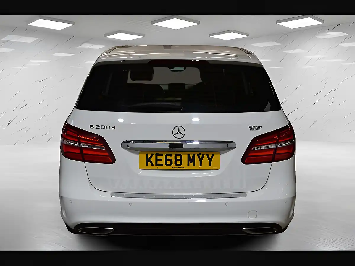 Used 2019 Mercedes-Benz B Class AMG Line (premium) Cirrus White - Interior and Exterior details 7