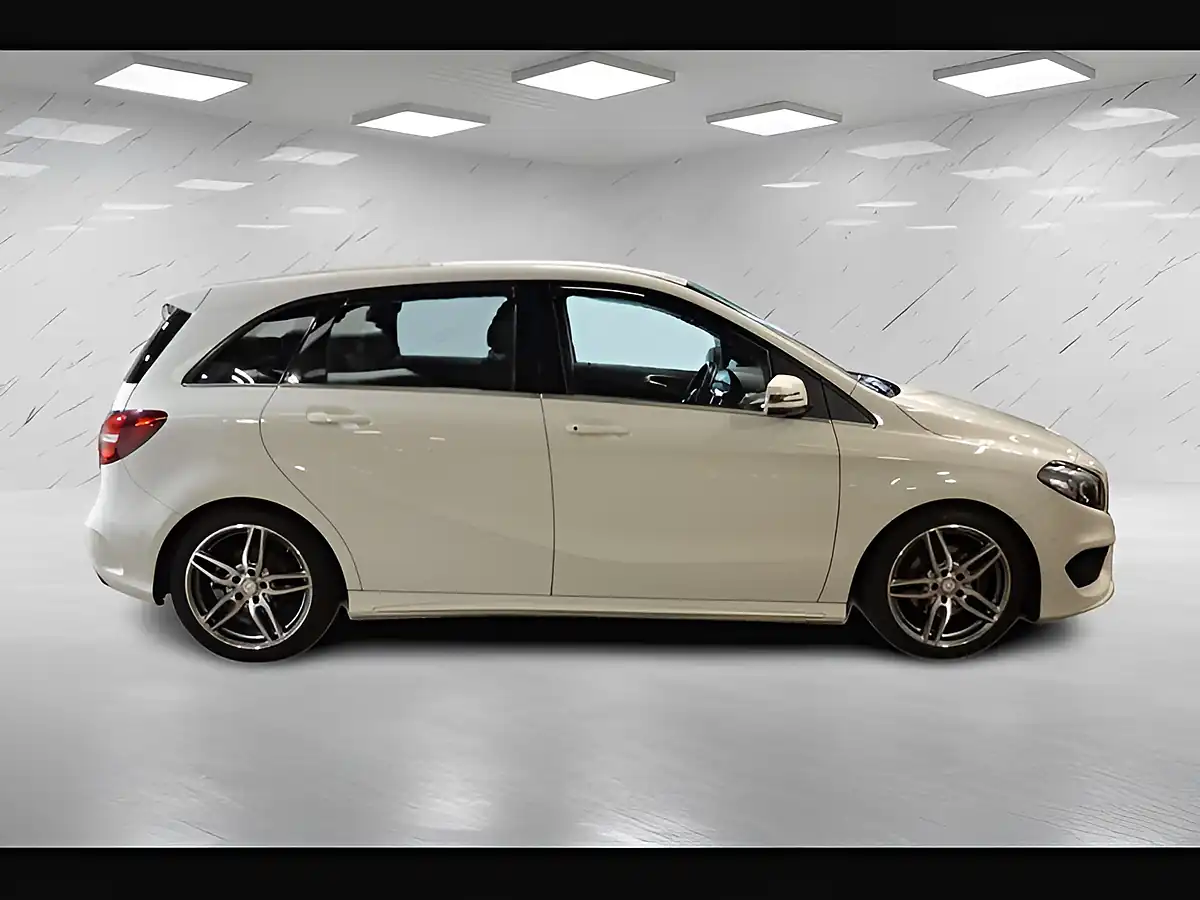 Used 2019 Mercedes-Benz B Class AMG Line (premium) Cirrus White - Interior and Exterior details 9