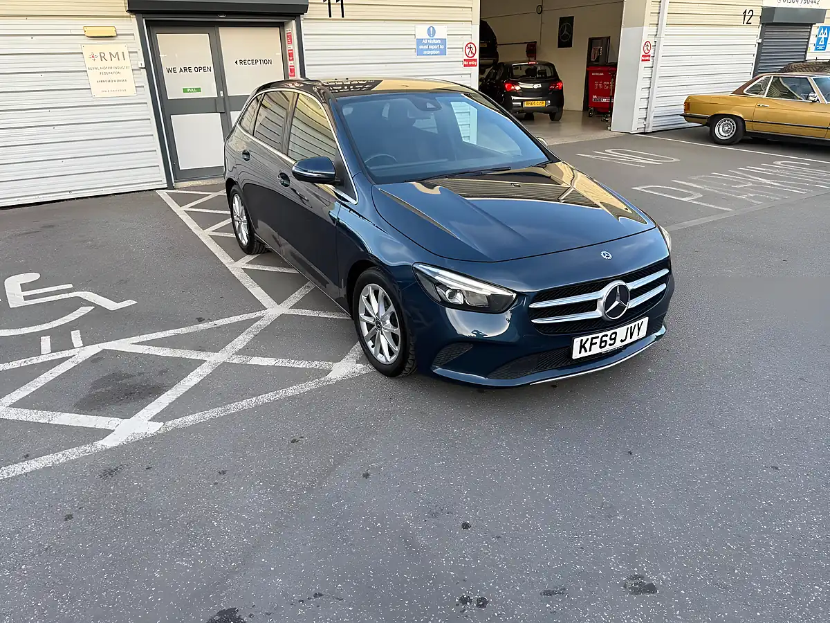 Used 2019 Mercedes-Benz B Class Sport Blue - Interior and Exterior details 4