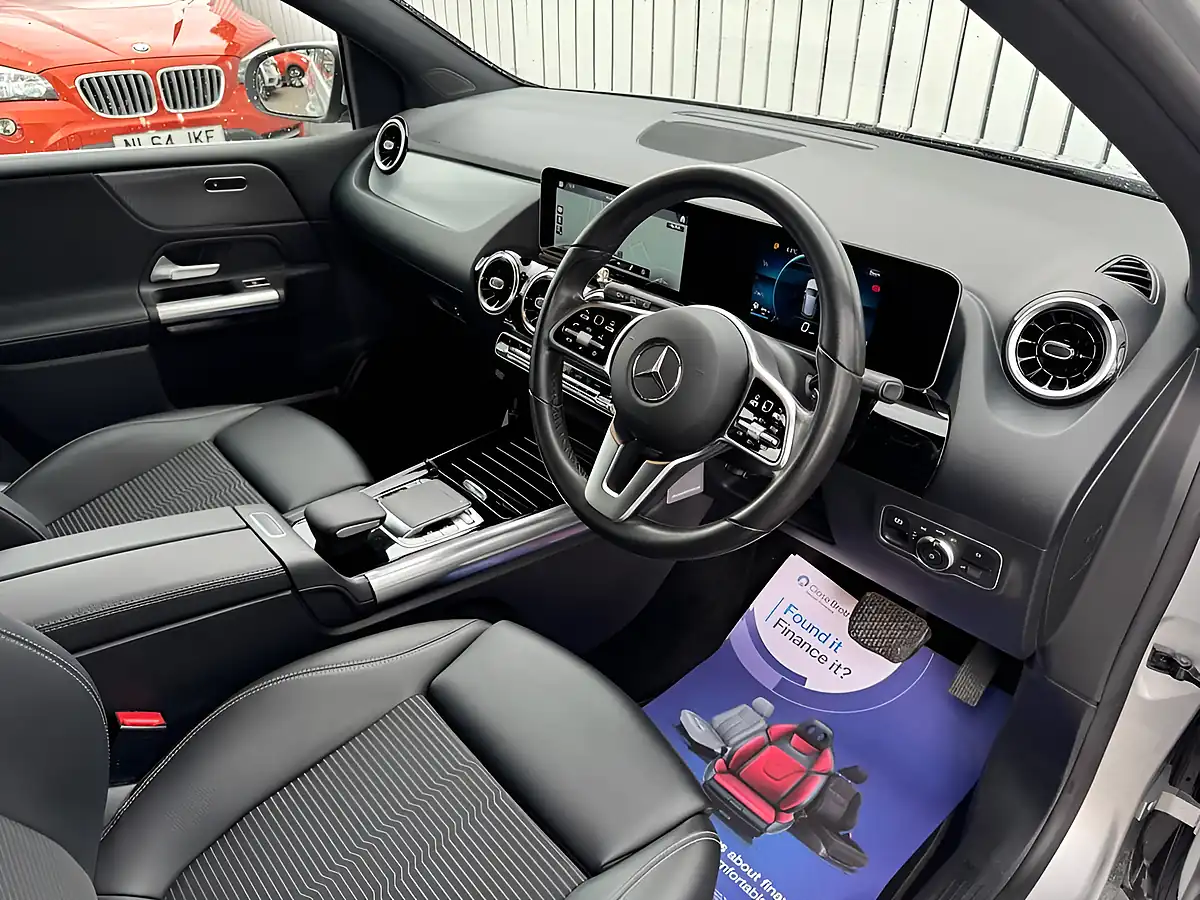 Used 2019 Mercedes-Benz B-Class Sport (executive) Silver - Interior and Exterior details 17