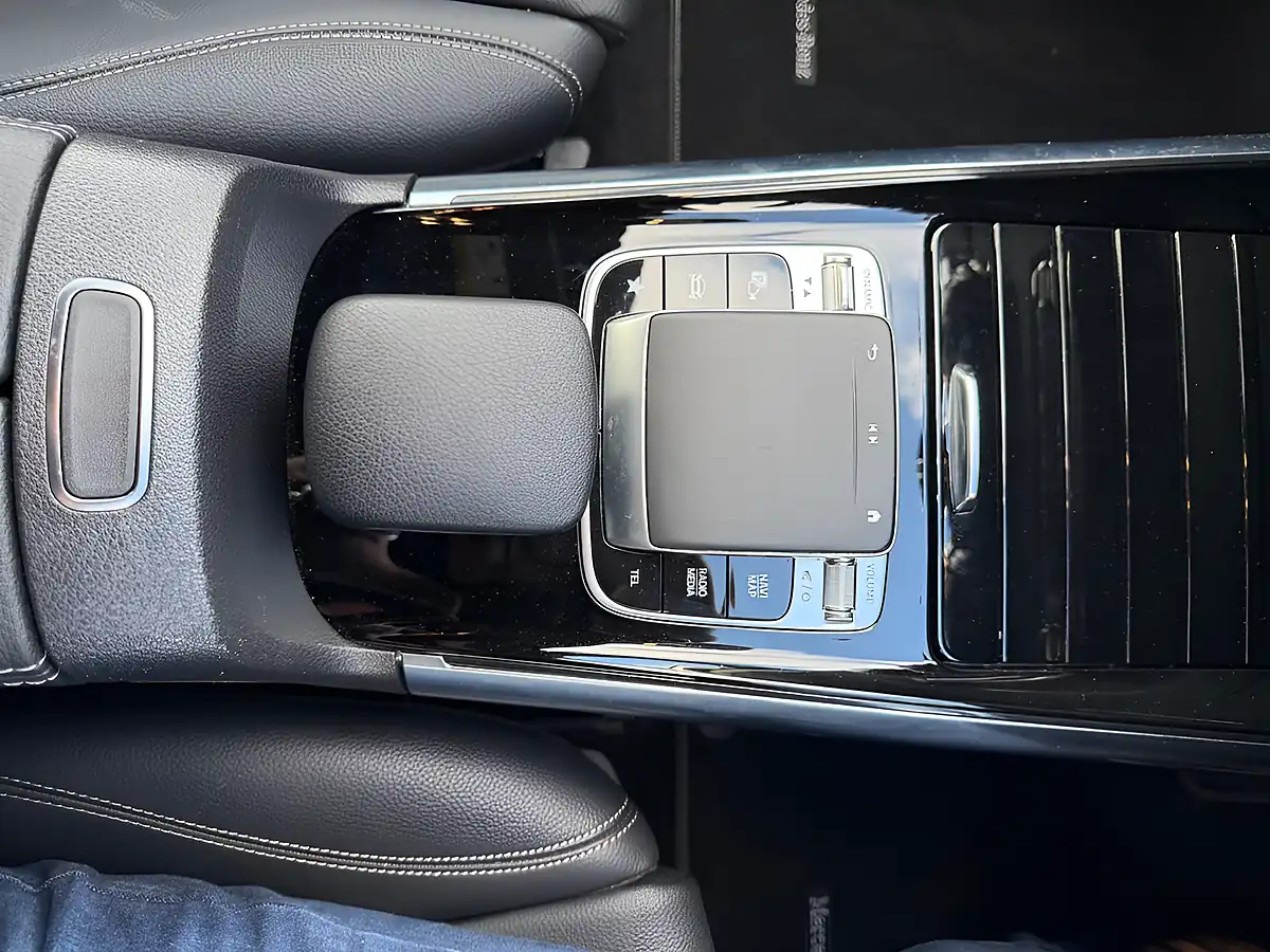 Used 2019 Mercedes-Benz B Class Sport (executive) Silver - Interior and Exterior details 18