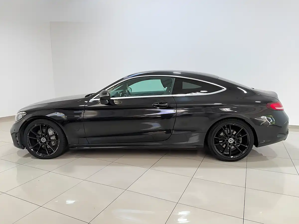 Used 2019 Mercedes-Benz C-Class AMG Line (premium) Black - Interior and Exterior details 5