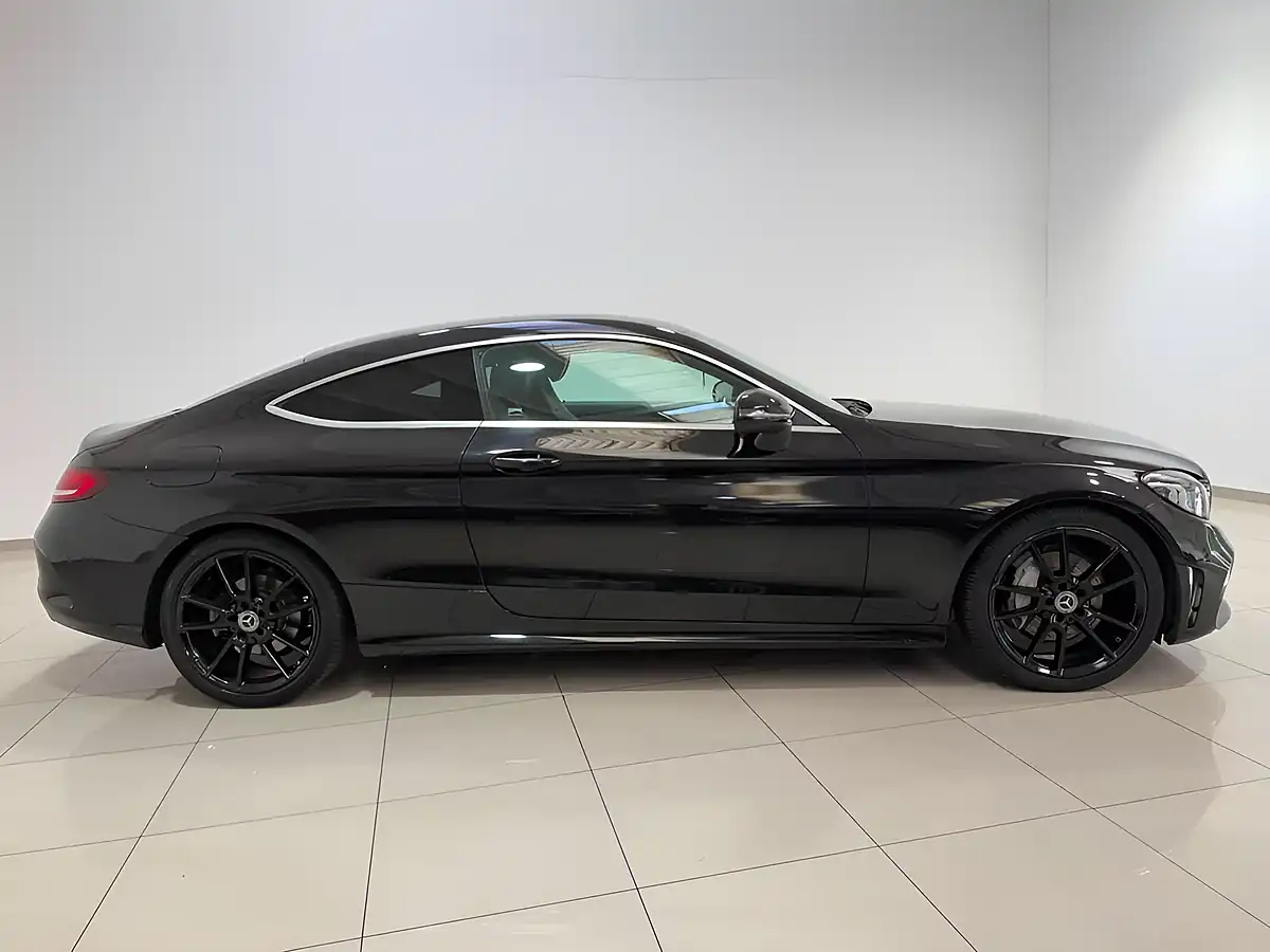 Used 2019 Mercedes-Benz C-Class AMG Line (premium) Black - Interior and Exterior details 9
