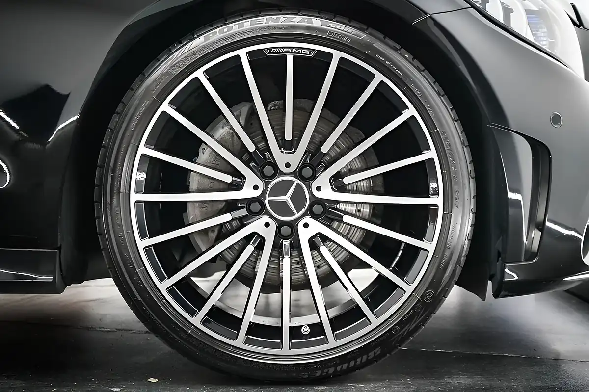 Used 2019 Mercedes-Benz C-Class AMG Line Premium Black - Interior and Exterior details 20