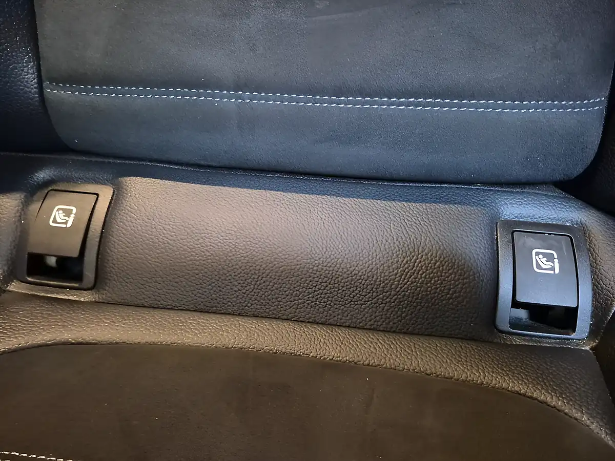 Used 2019 Mercedes-Benz C-Class AMG Line (premium) Blue - Interior and Exterior details 18