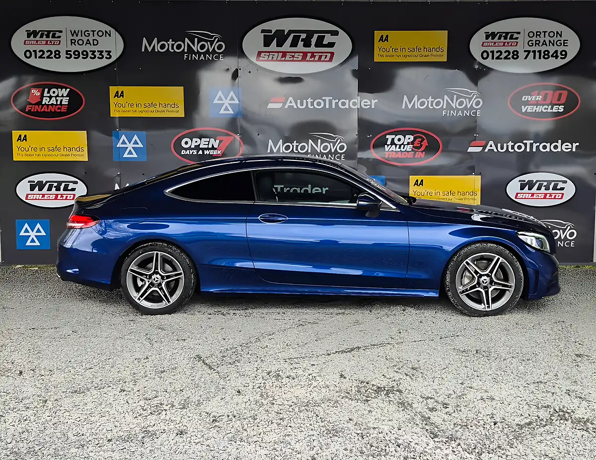 Used 2019 Mercedes-Benz C-Class AMG Line (premium) Blue - Interior and Exterior details 5